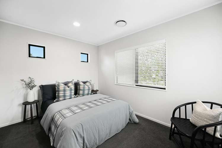 35 Keswick Crescent Huntington_14