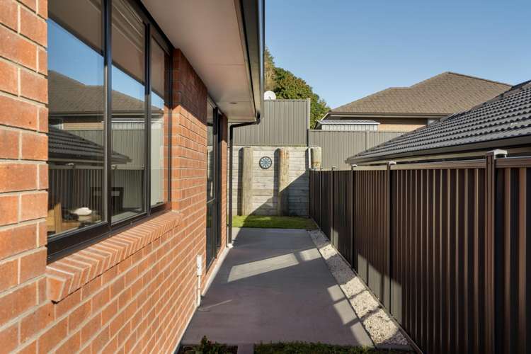 8 Godwit Lane Welcome Bay_12