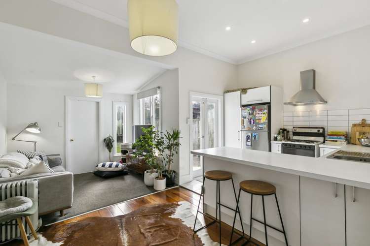 19 Normanby Street Newtown_8