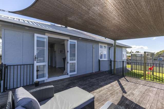 GREAT FIRST HOME OR INVESTMENT!
