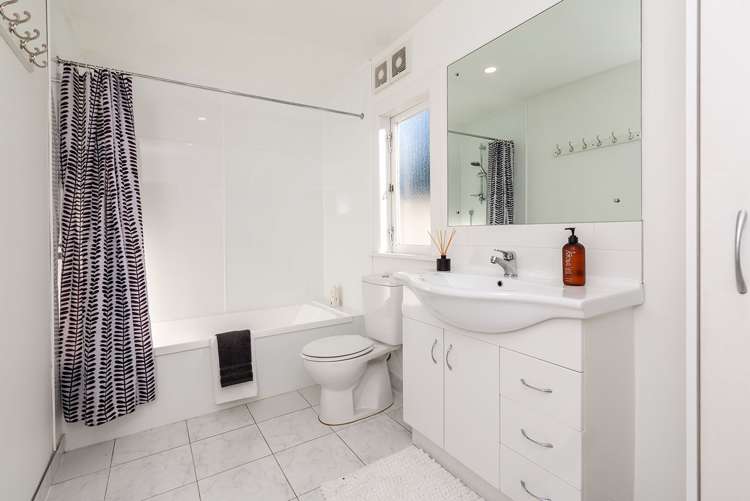 82 Ivanhoe Road Grey Lynn_13