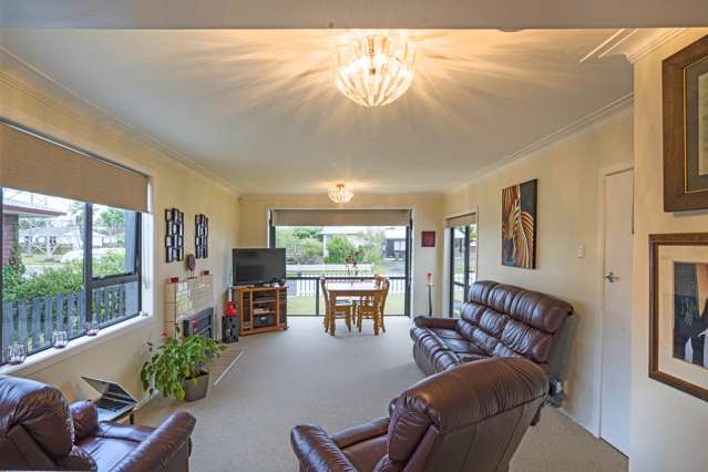 37 Edgewater Drive Pakuranga_3