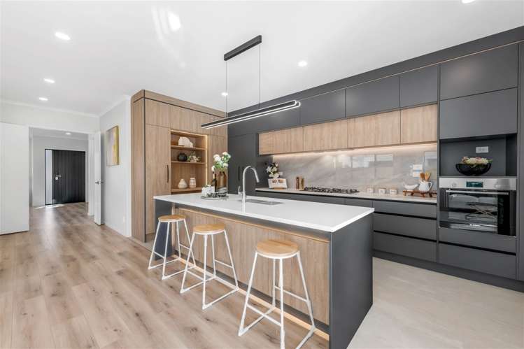 9 Tullymore Drive Flat Bush_9