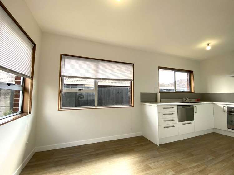 10/81 Shakespeare Road Milford_5