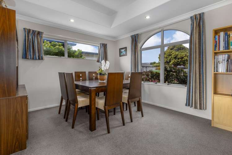 81 The Drive Paraparaumu Beach_12