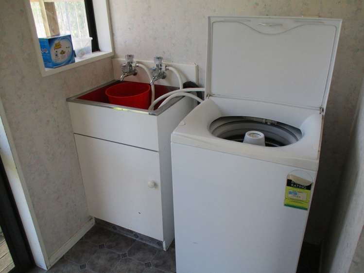 34 Eddystone Street Kaitangata_12