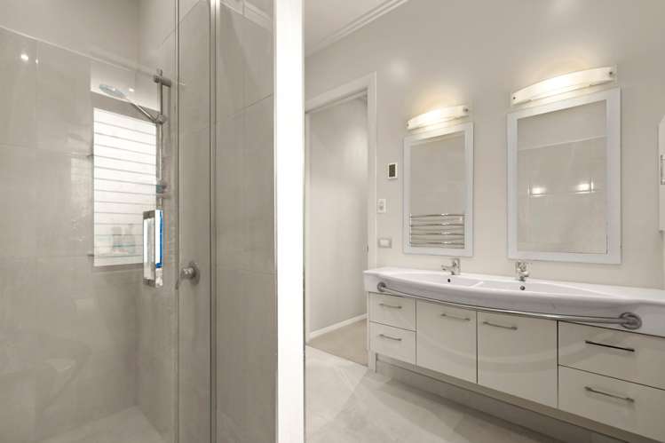 2 Comries Road Chartwell_19