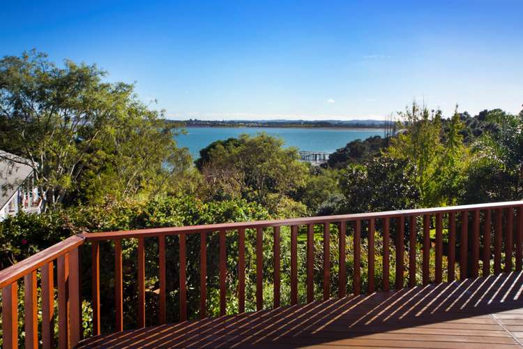 15 Valkyria Place Beach Haven_23