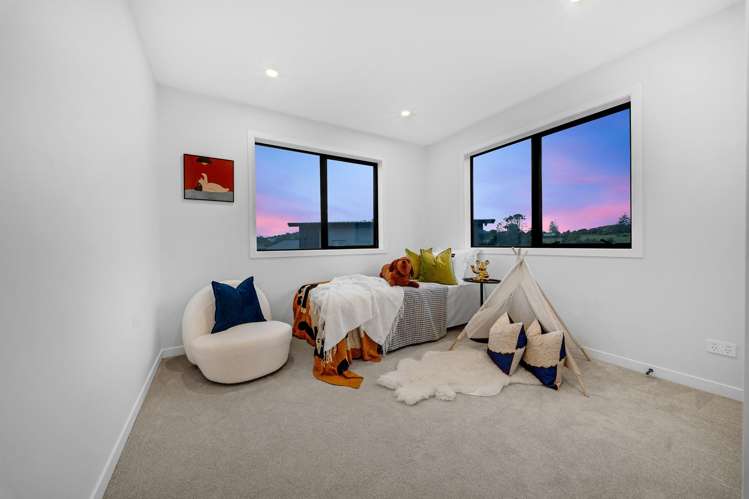 26B HENRIETTE PLACE Totara Park_20