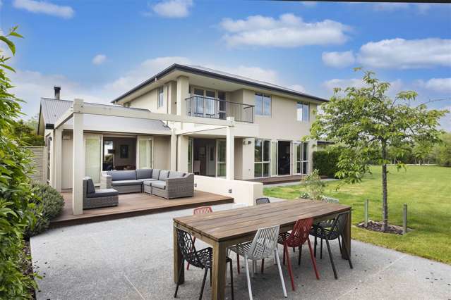 575 Oxford Road Fernside_1