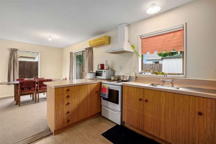 1/25 De Havilland Street Hornby_3