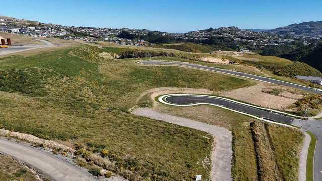 .. Sections Grenada Village_2