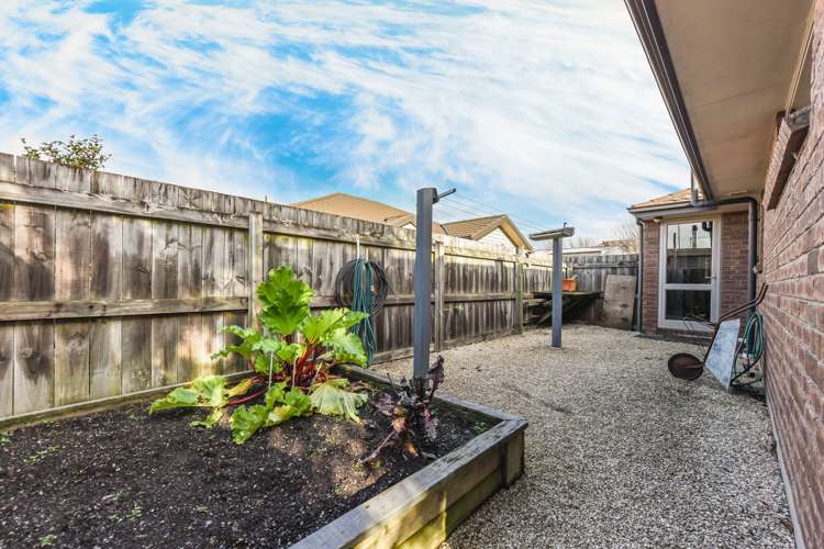 28a Croucher Street Richmond_17