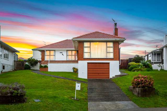 8 Sally Crescent Mount Roskill_2