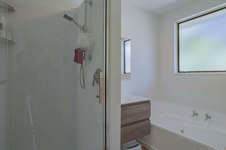 156 Le Cren Street Seaview_11