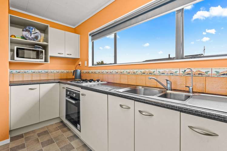 16b Bayswater Place Onerahi_1