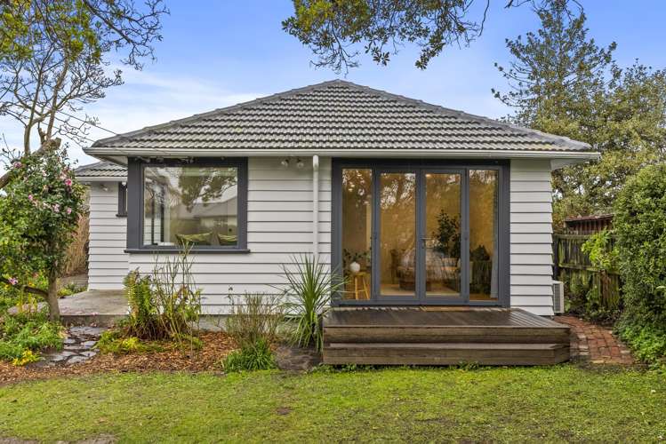 44 Croziers Road_1