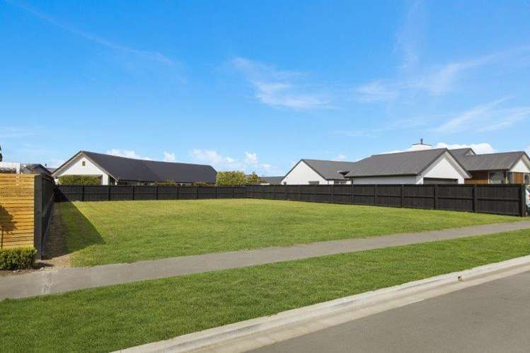 25 Bluestone Drive Parklands_2