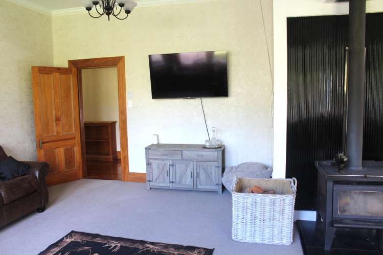 11 Waihi Falls Road Waione_13