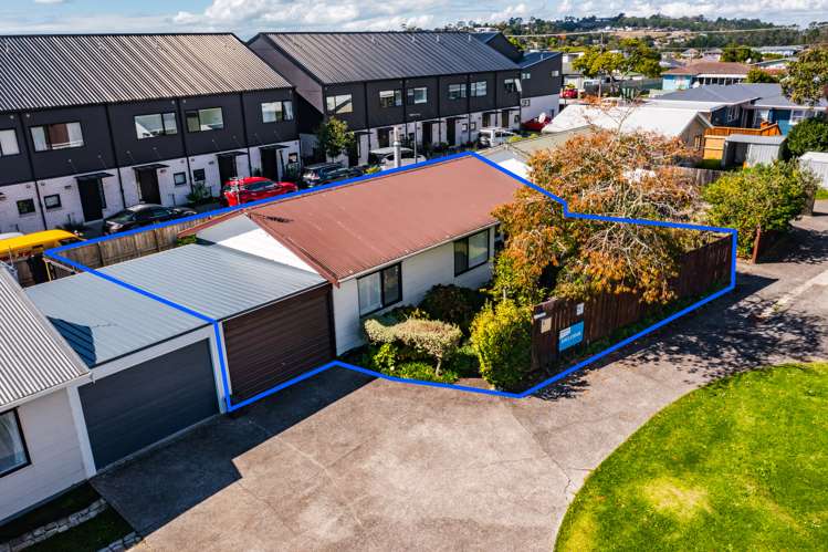 3/121 Bruce Mclaren Road Henderson_20