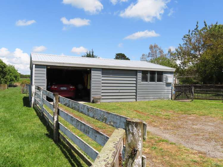 34 Short Road Pahiatua_12