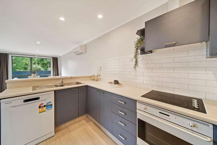 14a Larch Place Casebrook_12