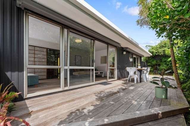 2/5 Hanlon Crescent Narrow Neck_1