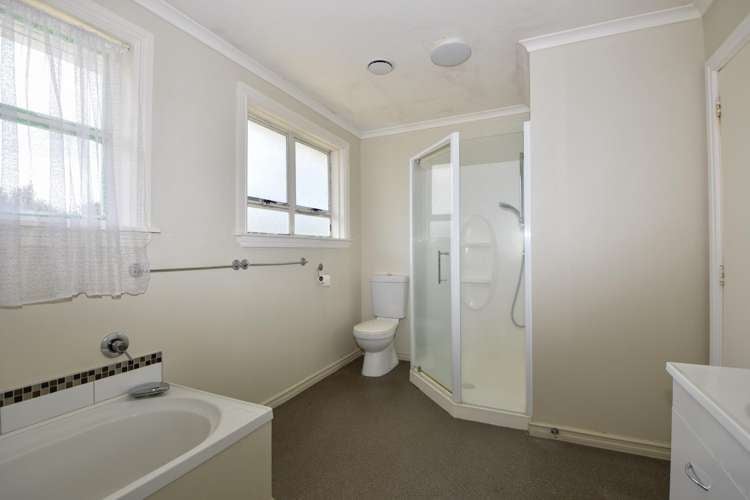 37 Lincoln Road Carterton_15