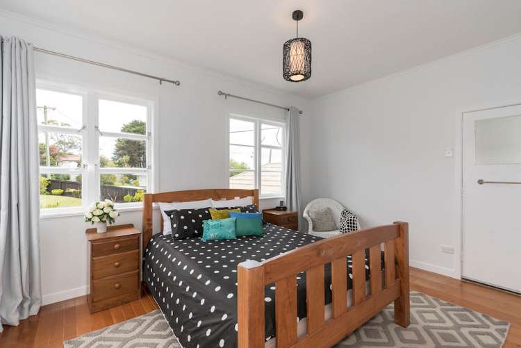 3 Celsmere Lane Te Atatu Peninsula_8