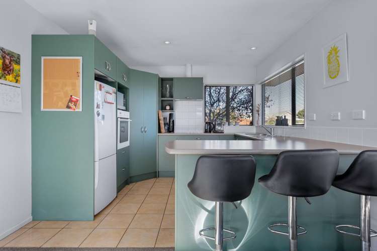 4 Gwen Place_4