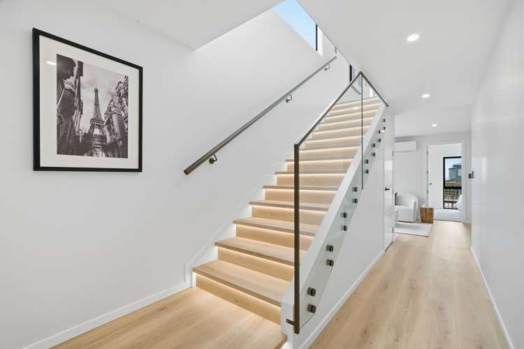 3 Makumaku Place Long Bay_7