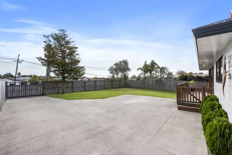 19 Shelly Bay Road Beachlands_17