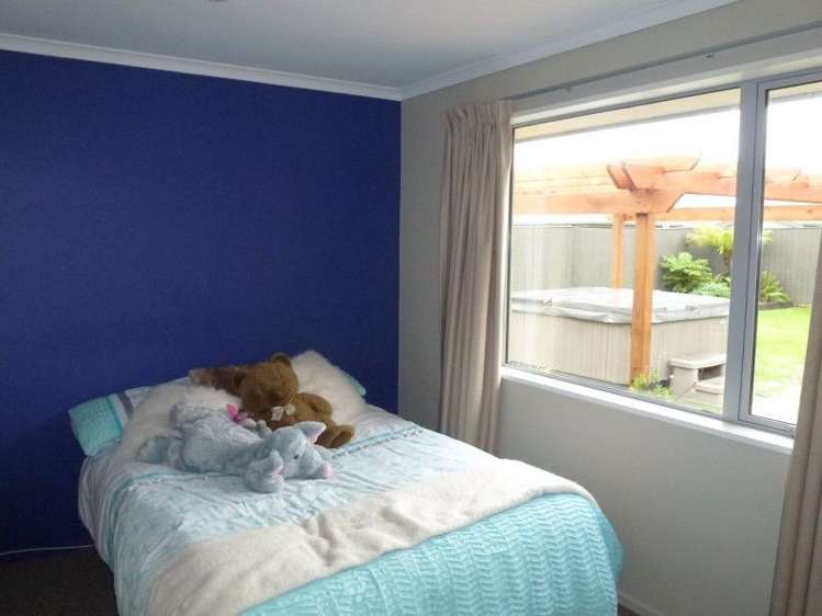 148 Coulson Road Paroa_18