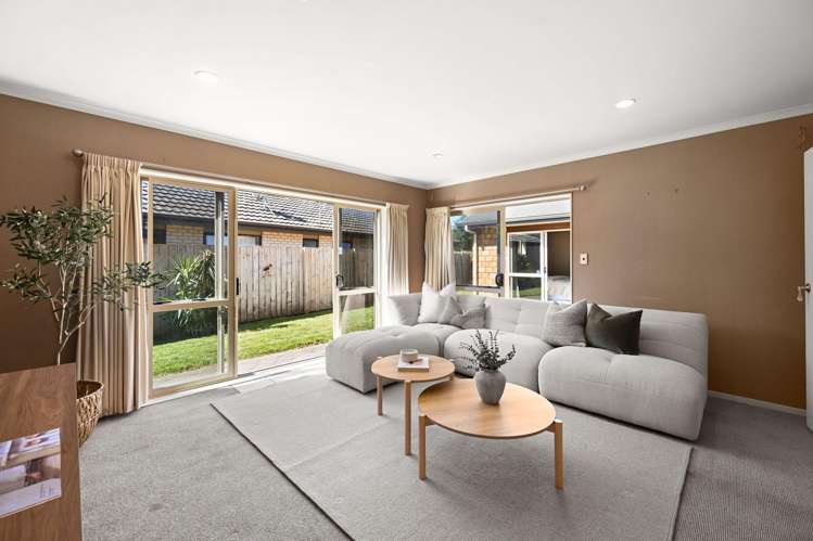 45 Stoneleigh Drive Chartwell_6