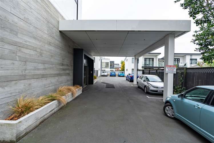 402/12 Latimer Square Christchurch Central_15