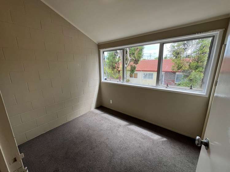 2/176 Panama Road Mount Wellington_3