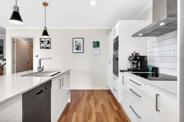 5 Tarata Grove Lansdowne_2