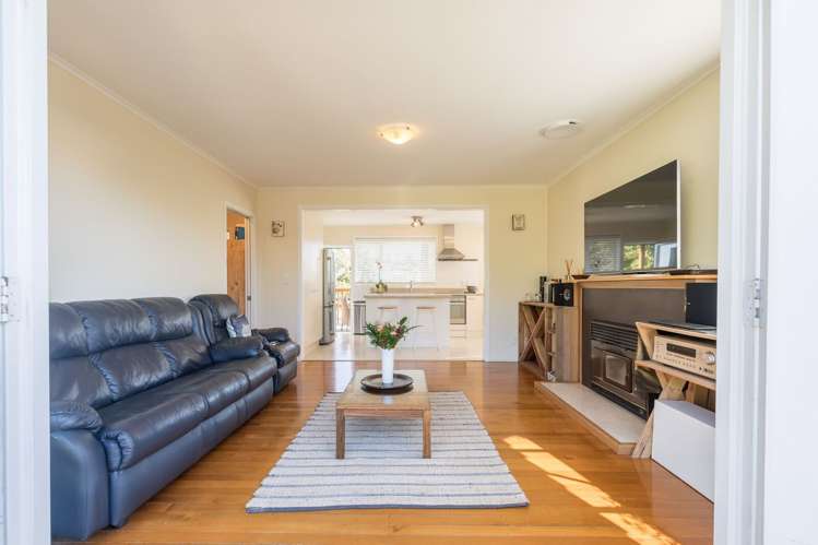 36 Fairmount Road Titirangi_7