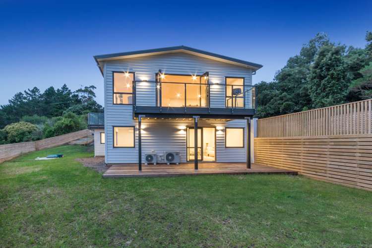 422 Redoubt Road Totara Park_32