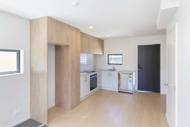 1/220 Geraldine Street Edgeware_2