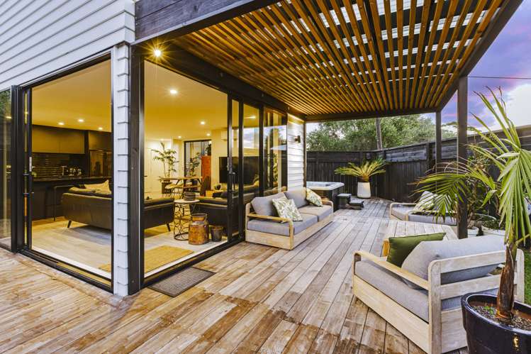 15c Helga Crescent Te Atatu Peninsula_6