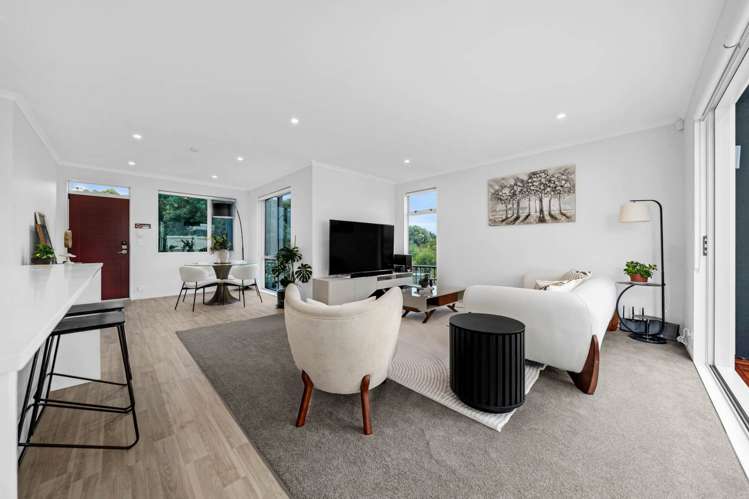 23 Bonnette Road Flat Bush_24