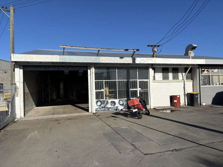 192 Hazeldean Road_0