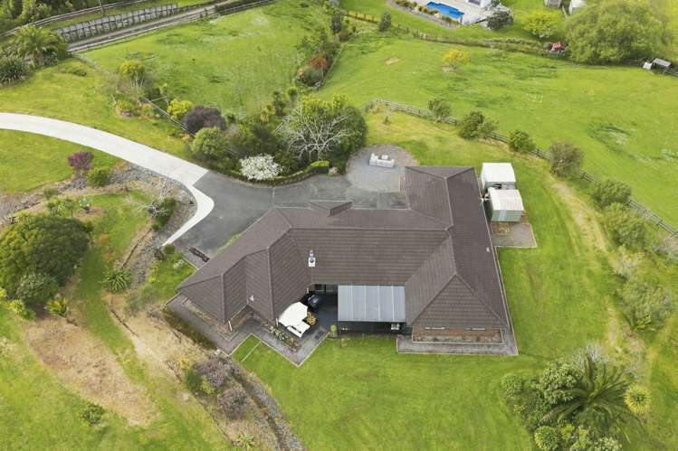 29 Whangaparaoa Road Red Beach_42