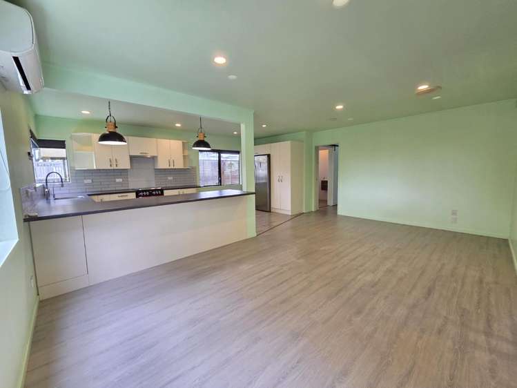 323a Hobsonville Road 1626_4
