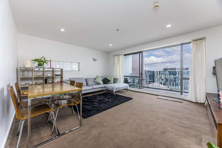 703/17 Vogel Lane Auckland Central_6