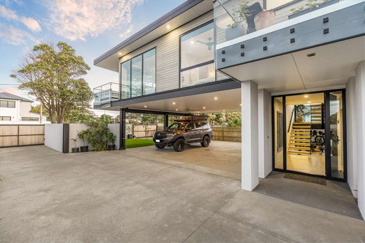 3a William Bayes Place Red Beach_5