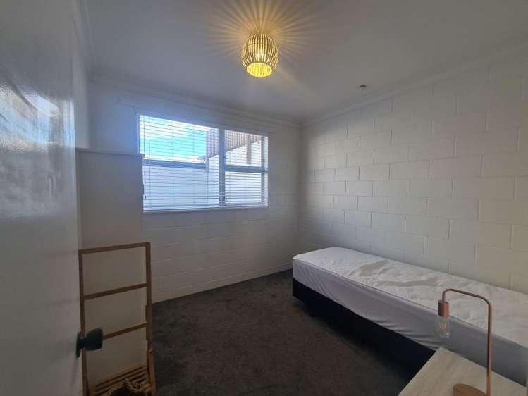 1/369a Oceanbeach Road 11229_9