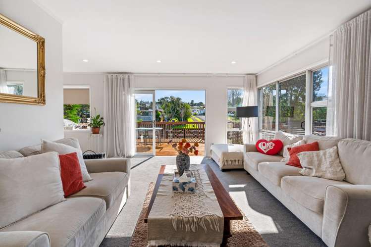  44 Zita Maria Drive Massey_8