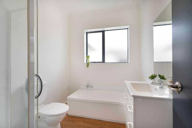 54 Athlone Crescent Avalon_11